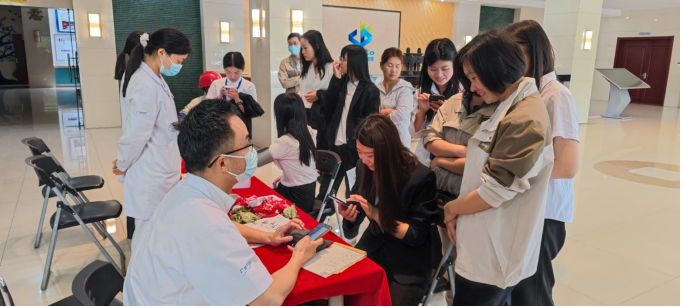 把脈問診送健康，暖心服務進企業——合肥高科攜手廣瑞醫療開展“健康進企業”義診活動